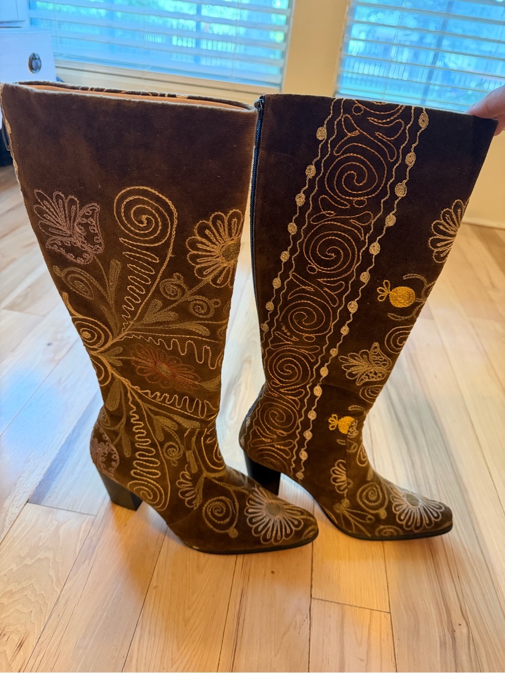 Rockwell Tharp Urban Safari Knee
High - size 38! EUC. - Picture 2 of 8